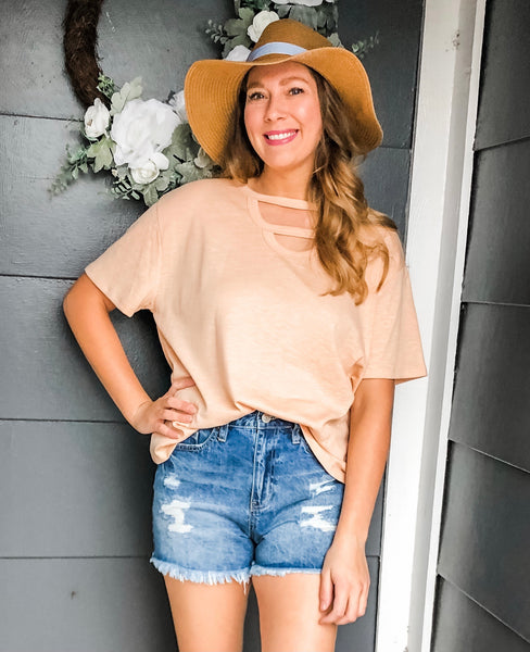 SUNSET CUT-OUT TOP