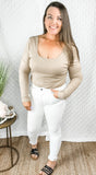Katherine Fitted Top in taupe